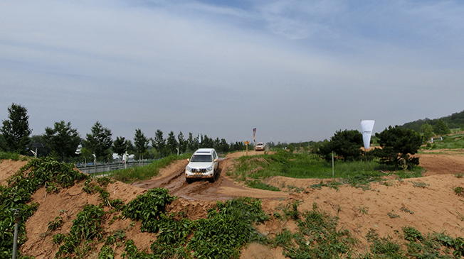 越野车体验基地附近图片